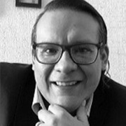 Josué López